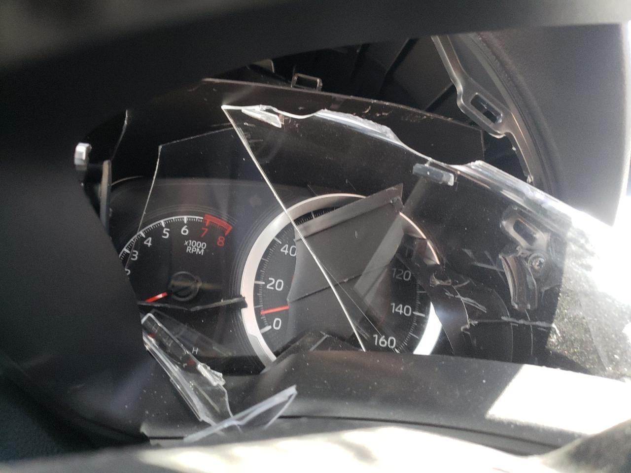 Photo 8 from auction – 2021 TOYOTA COROLLA SE with VIN 5YFS4MCE8MP060504