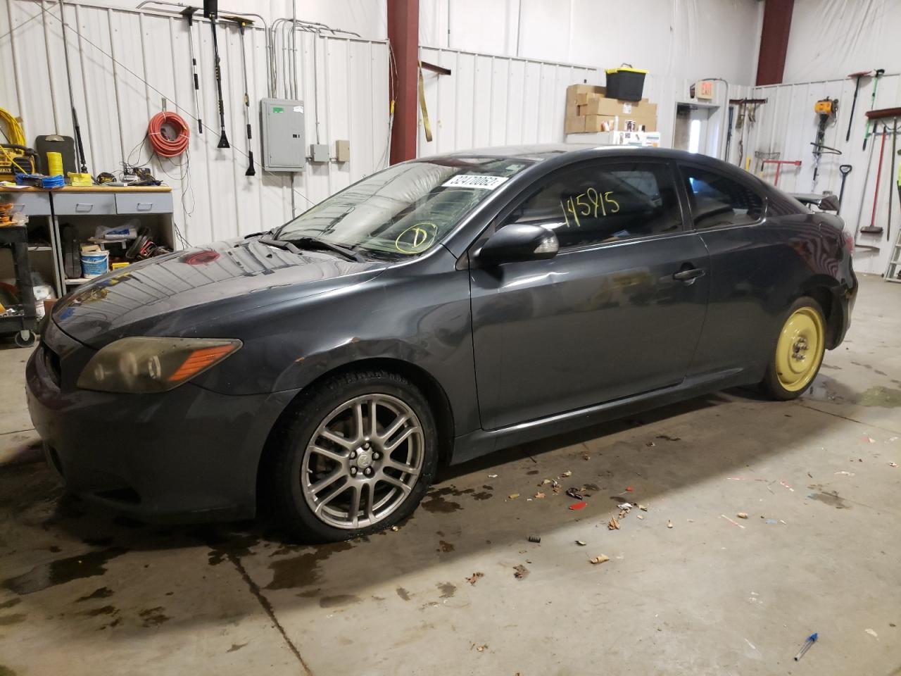 Photo 2 from auction – 2008 SCION TC with VIN JTKDE167380251581