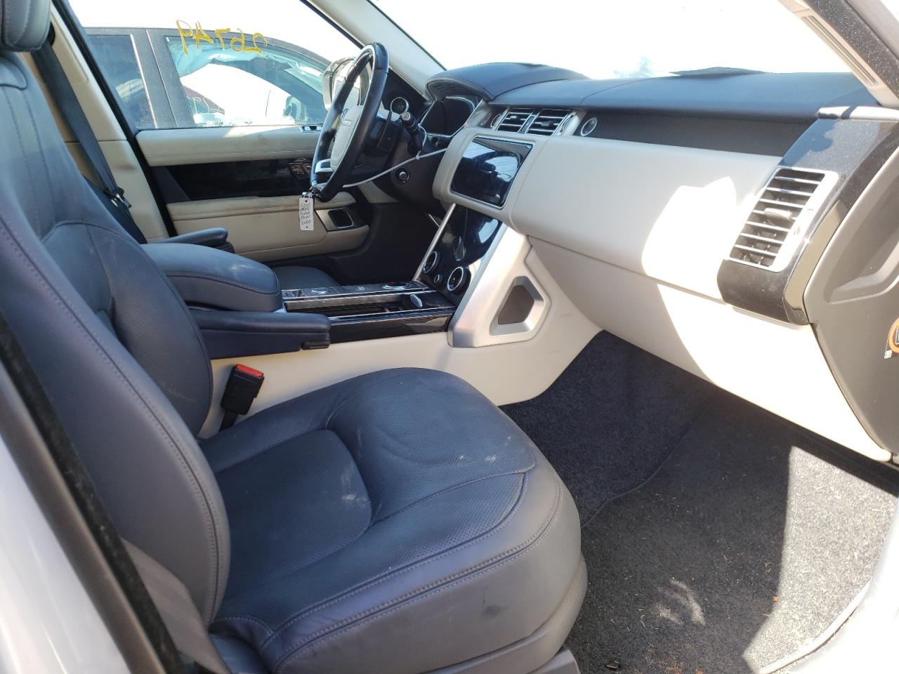 Photo 5 from auction – 2019 LAND ROVER RANGE ROVE with VIN SALGS2SV4KA519121