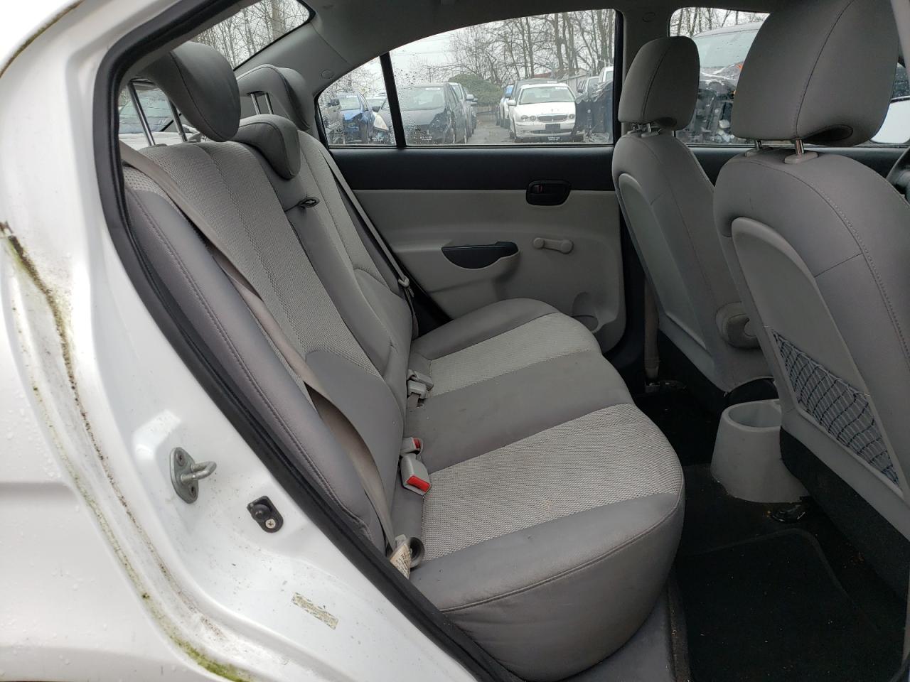Photo 6 from auction – 2011 HYUNDAI ACCENT GLS with VIN KMHCN4AC4BU620310