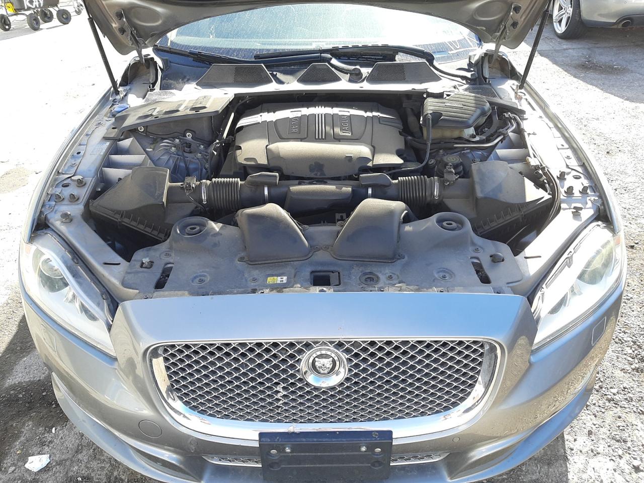 Photo 7 from auction – 2012 JAGUAR XJ with VIN SAJWA1CB5CLV28695
