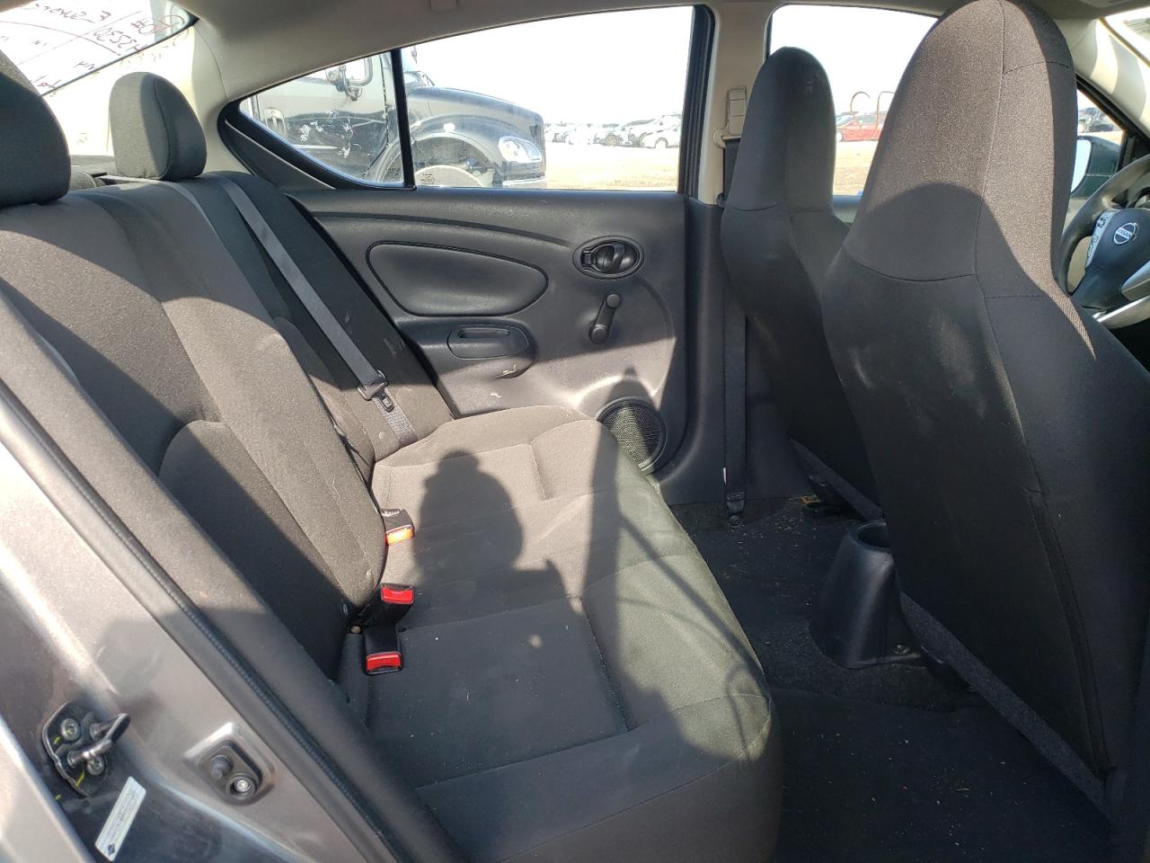 Photo 6 from auction – 2016 NISSAN VERSA S with VIN 3N1CN7APXGL851015