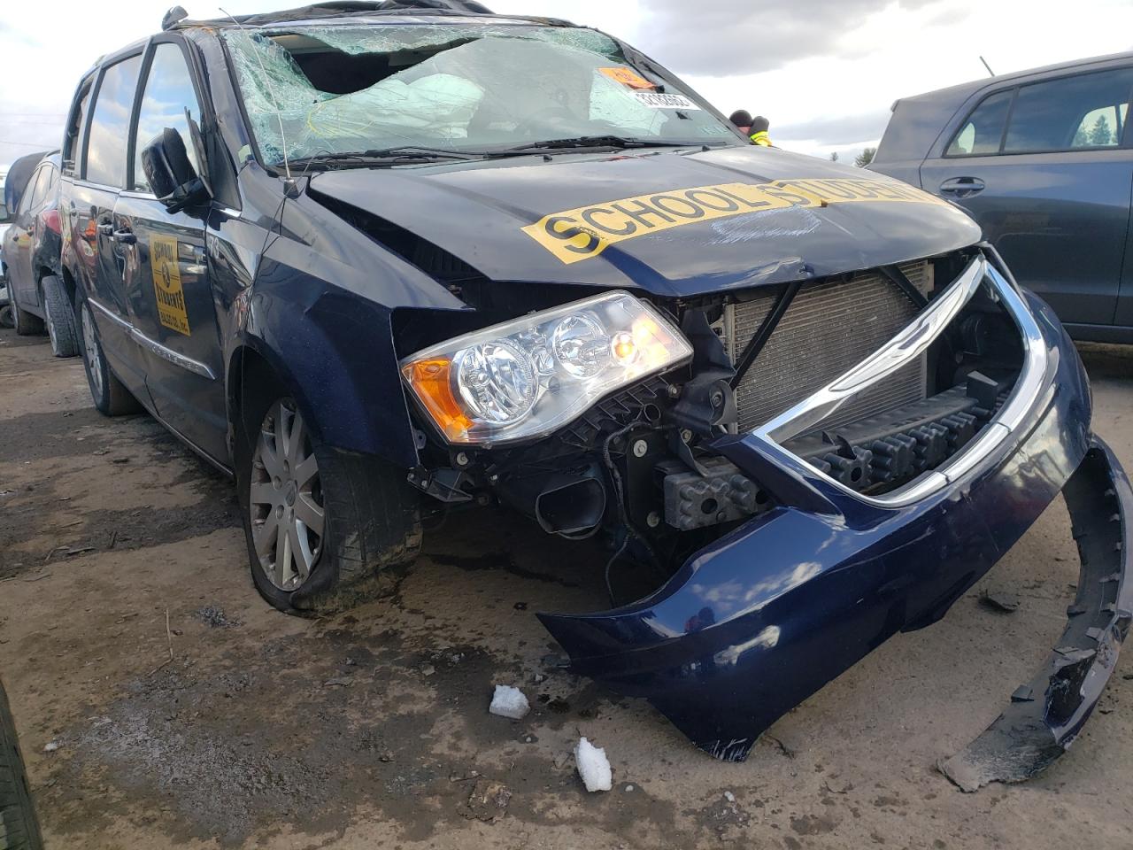 CHRYSLER TOWN & COU 2014 with VIN 2C4RC1BG2ER434514 - Photo from auction