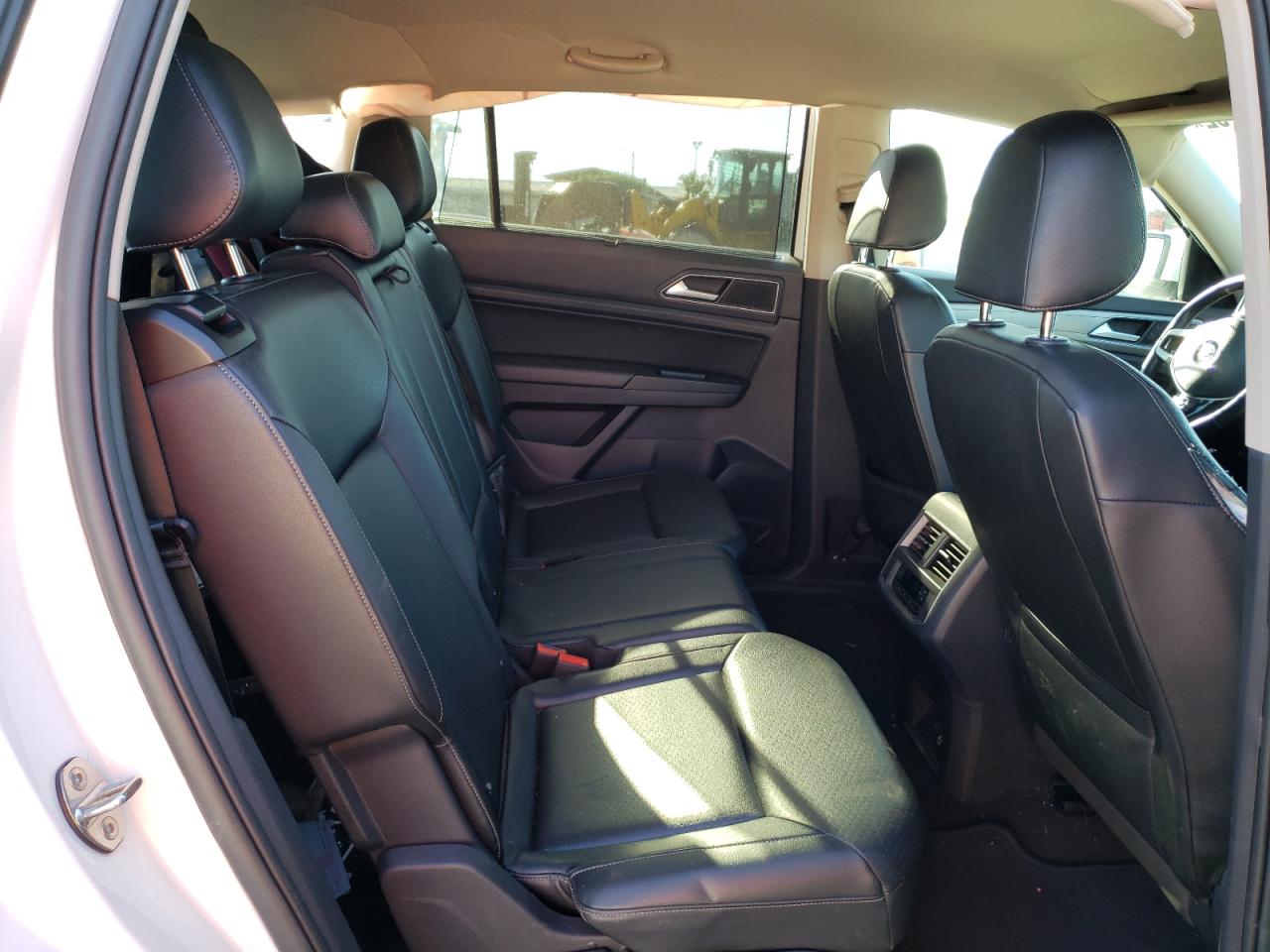 Photo 6 from auction – 2019 VOLKSWAGEN ATLAS SE with VIN 1V2DR2CA9KC608896