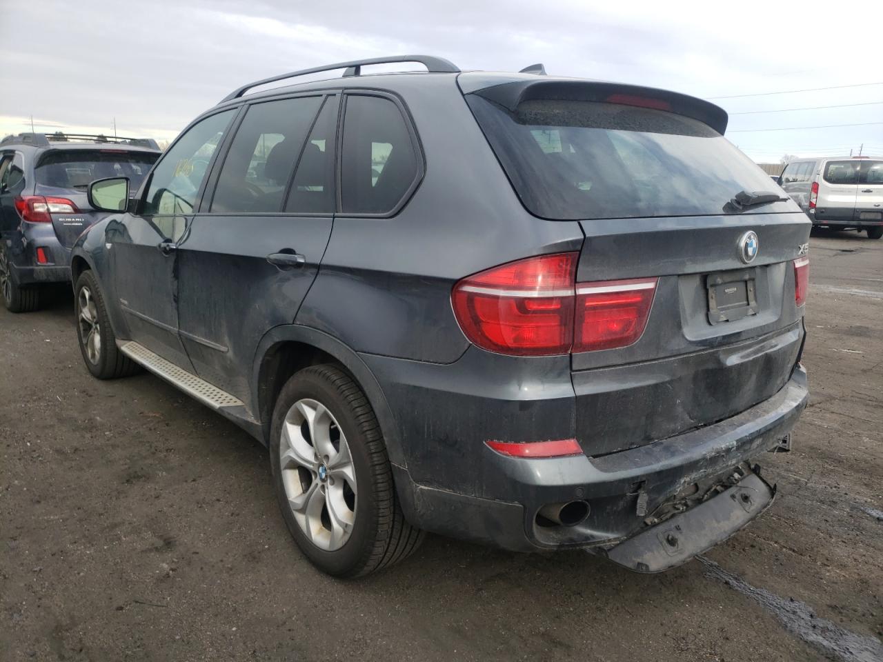Photo 3 from auction – 2013 BMW X5 XDRIVE3 with VIN 5UXZV4C59D0E04137