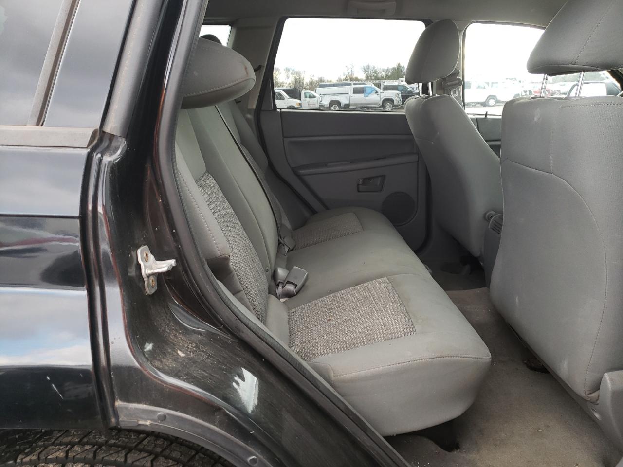 Photo 6 from auction – 2007 JEEP GRAND CHER with VIN 1J8GR48K37C660438