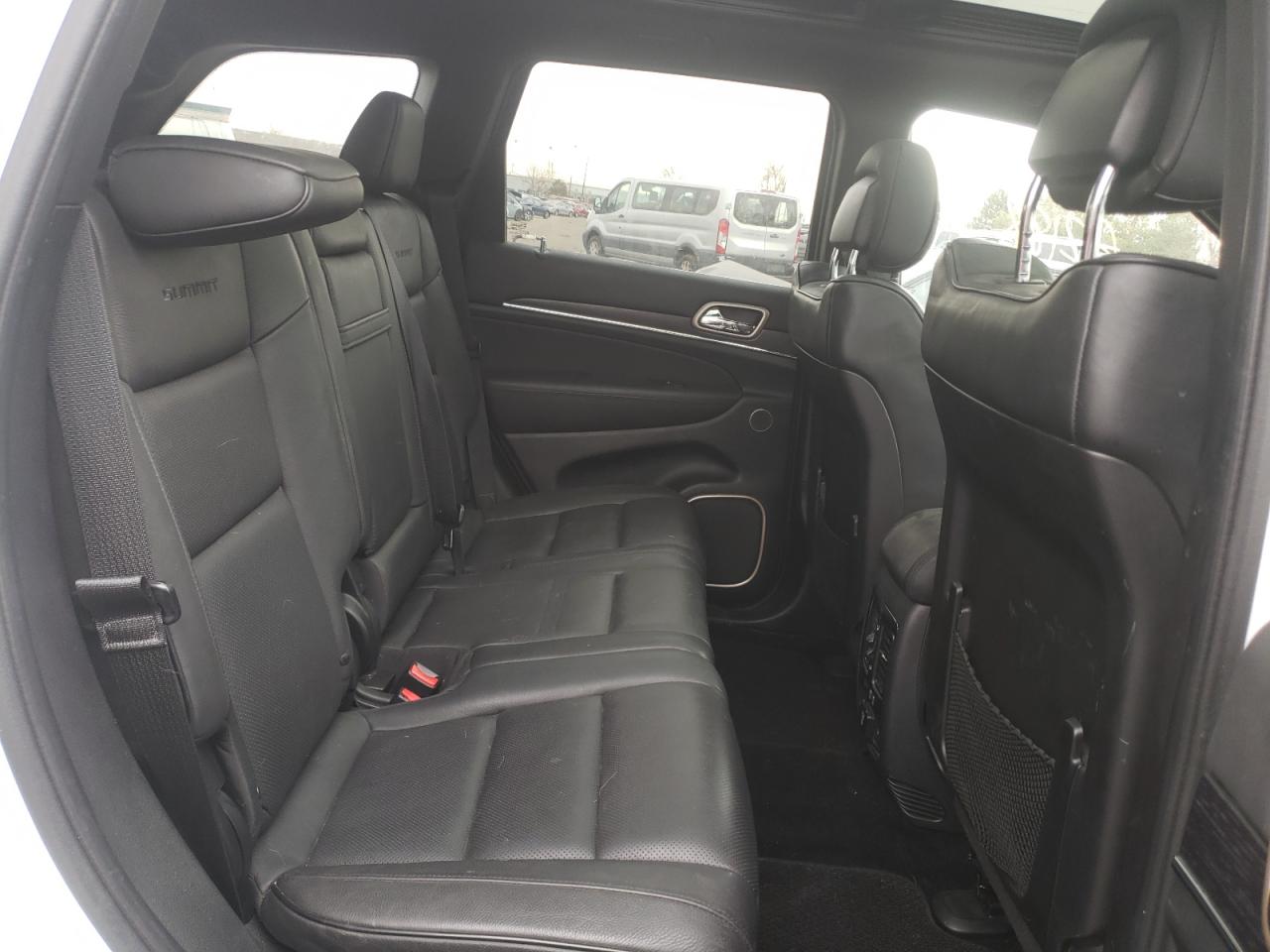 Photo 6 from auction – 2015 JEEP GRAND CHER with VIN 1C4RJFJT0FC691828