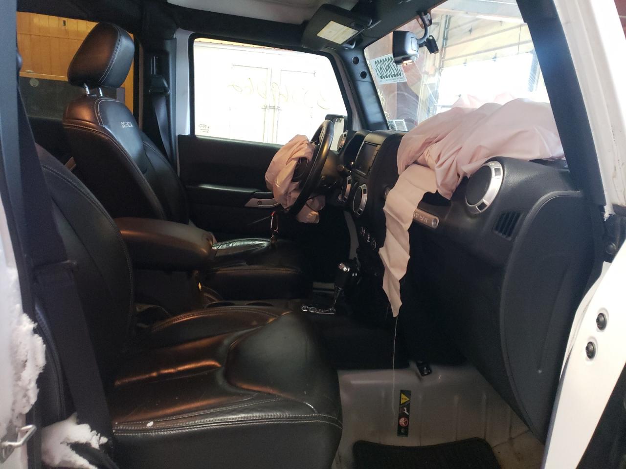 Photo 5 from auction – 2017 JEEP WRANGLER U with VIN 1C4BJWEG9HL508766