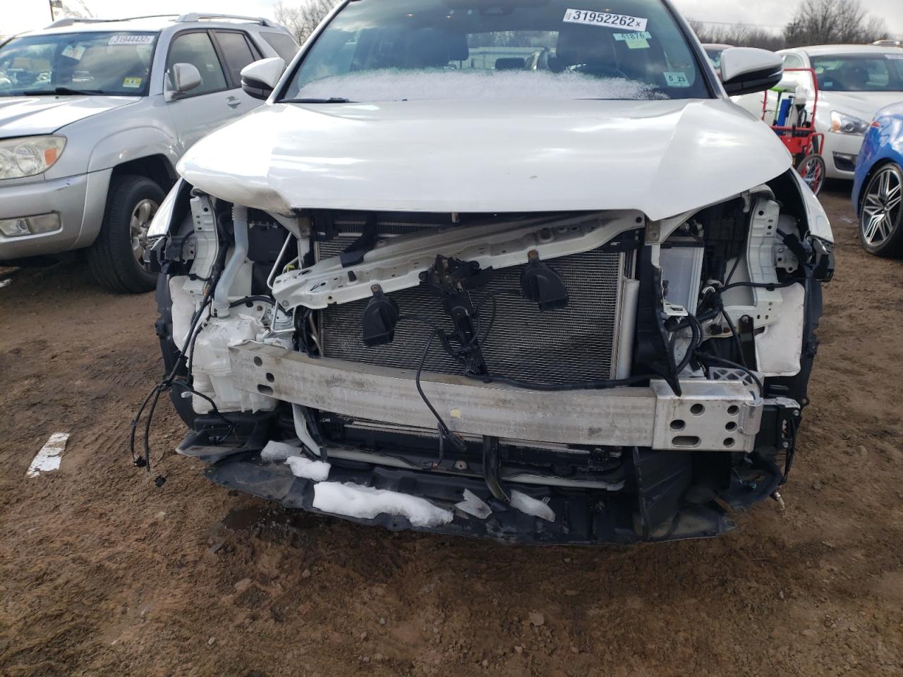 Photo 9 from auction – 2018 TOYOTA HIGHLANDER with VIN 5TDJZRFH1JS864579