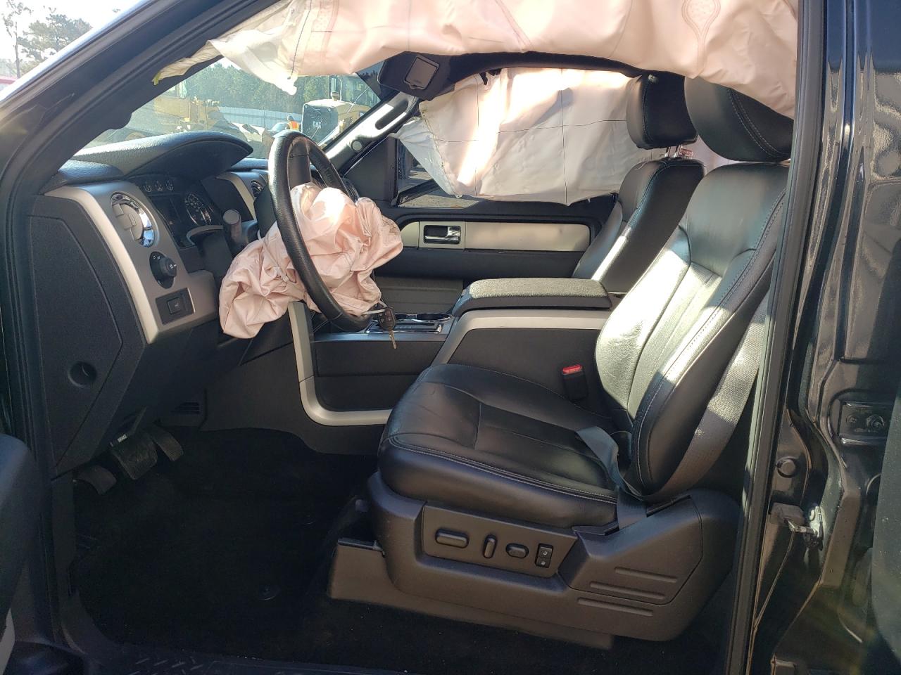 Photo 5 from auction – 2013 FORD F150 SUPER with VIN 1FTFW1EF5DFB08841