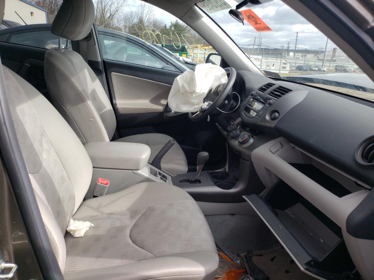 Photo 5 from auction – 2010 TOYOTA RAV4 with VIN 2T3JF4DV5AW038790