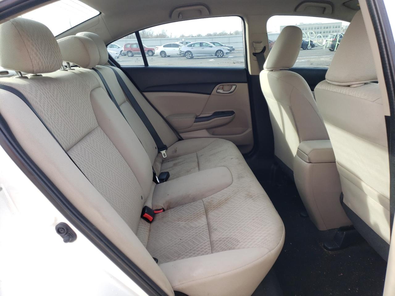 Photo 6 from auction – 2015 HONDA CIVIC SE with VIN 19XFB2F77FE050334