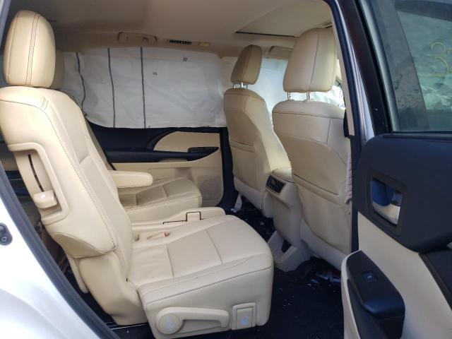 Photo 6 from auction – 2017 TOYOTA HIGHLANDER with VIN 5TDJZRFH9HS514398
