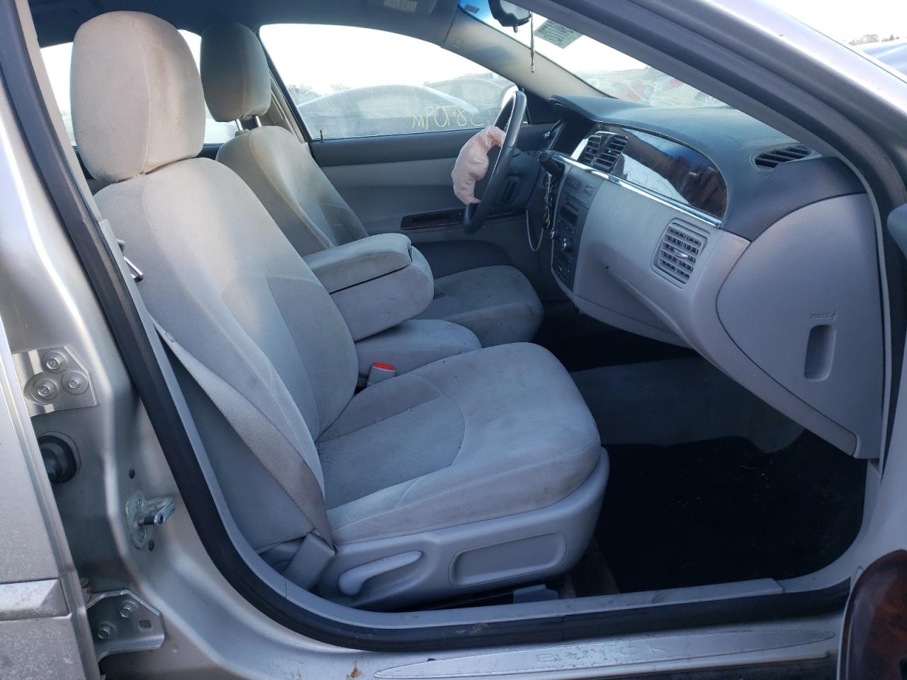 Photo 5 from auction – 2007 BUICK LACROSSE C with VIN 2G4WC582671206633