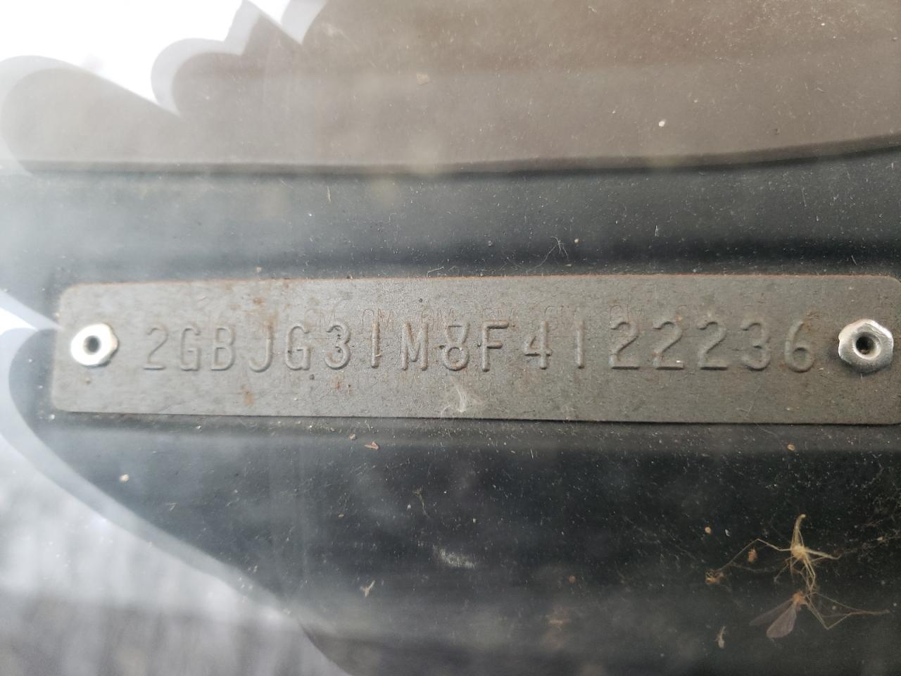 Photo 10 from auction – 1985 CHEVROLET G30 with VIN 2GBJG31M8F4122236
