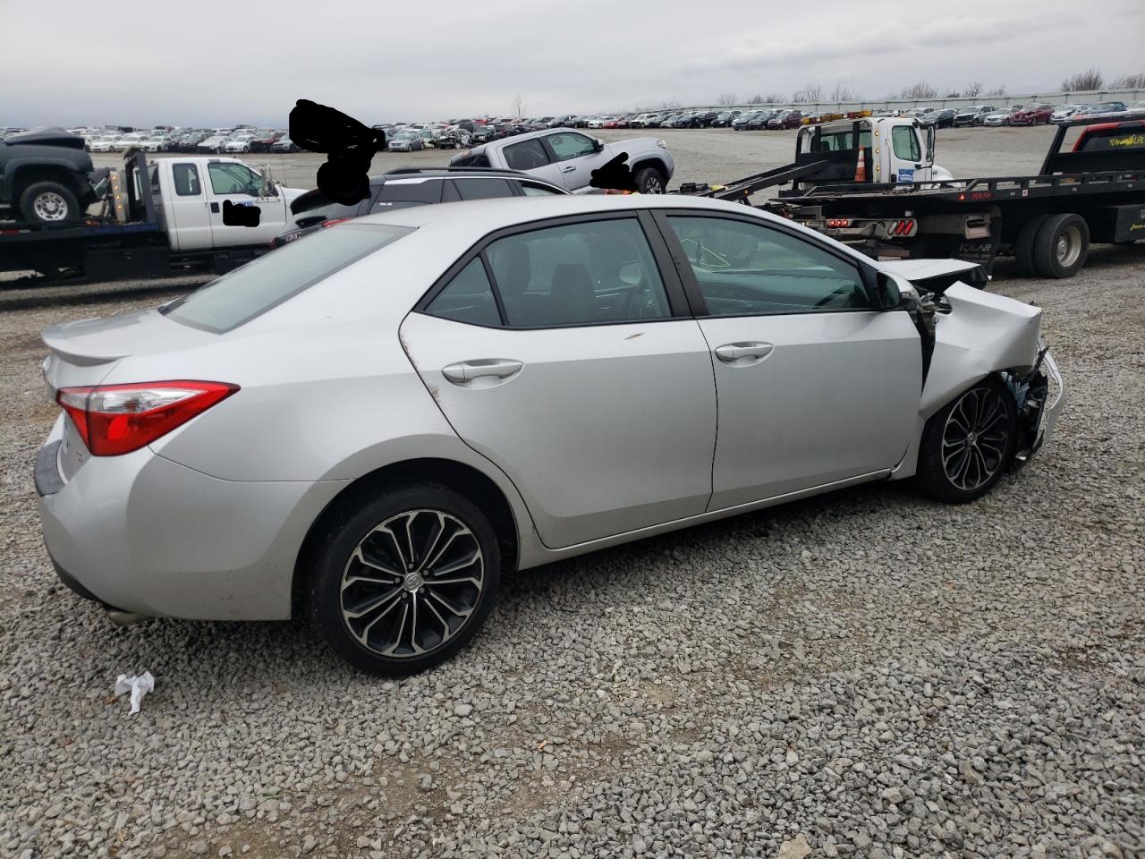 Photo 4 from auction – 2015 TOYOTA COROLLA L with VIN 5YFBURHE9FP247209