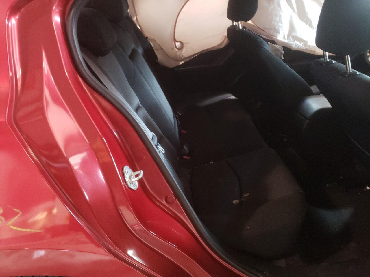 Photo 6 from auction – 2014 MAZDA 3 TOURING with VIN JM1BM1V73E1166247