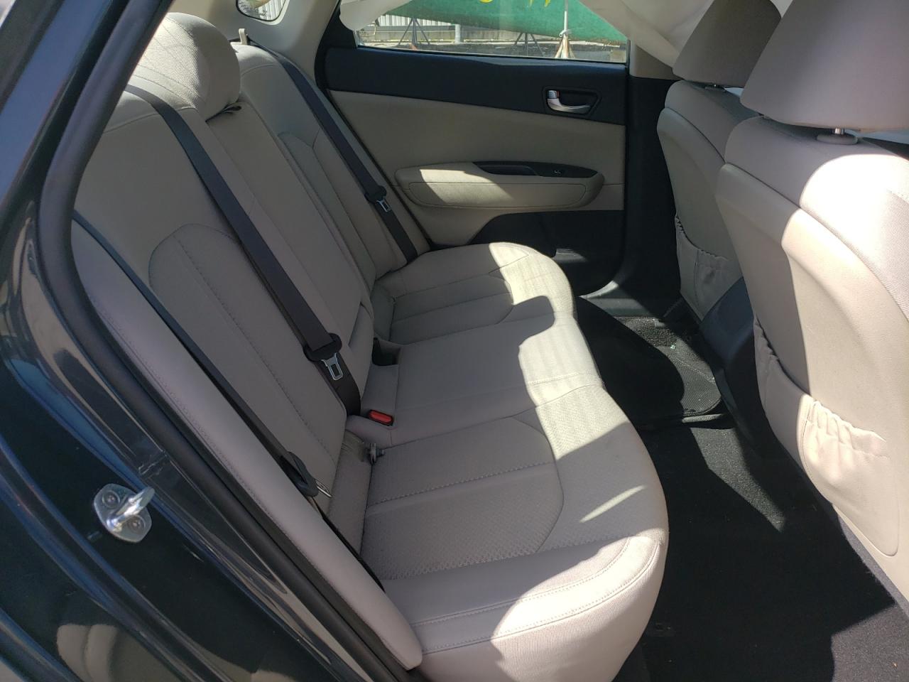 Photo 6 from auction – 2016 KIA OPTIMA LX with VIN KNAGT4L32G5076977