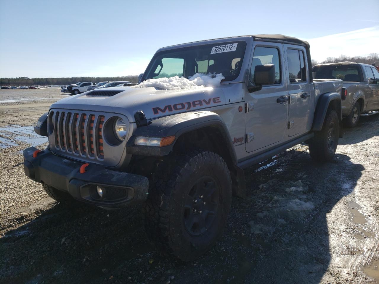 Photo 2 from auction – 2021 JEEP GLADIATOR with VIN 1C6JJTEGXML511011