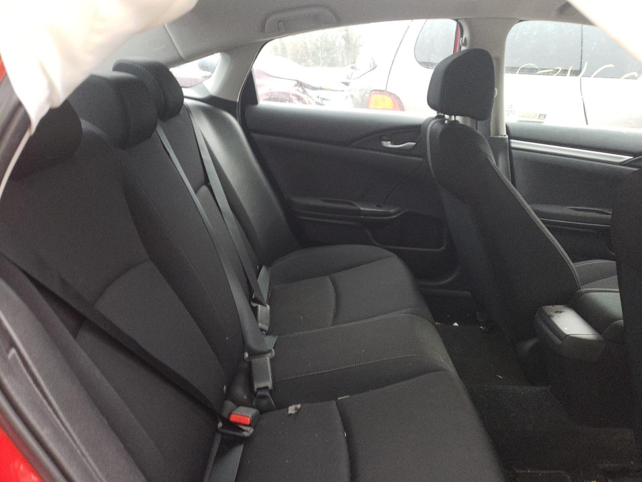Photo 6 from auction – 2018 HONDA CIVIC LX with VIN 2HGFC2F52JH601036