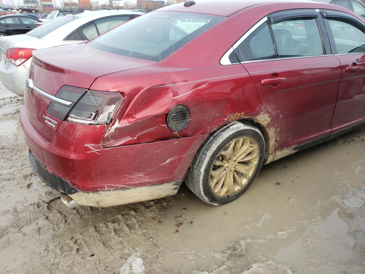 Photo 9 from auction – 2013 FORD TAURUS LIM with VIN 1FAHP2F80DG144402