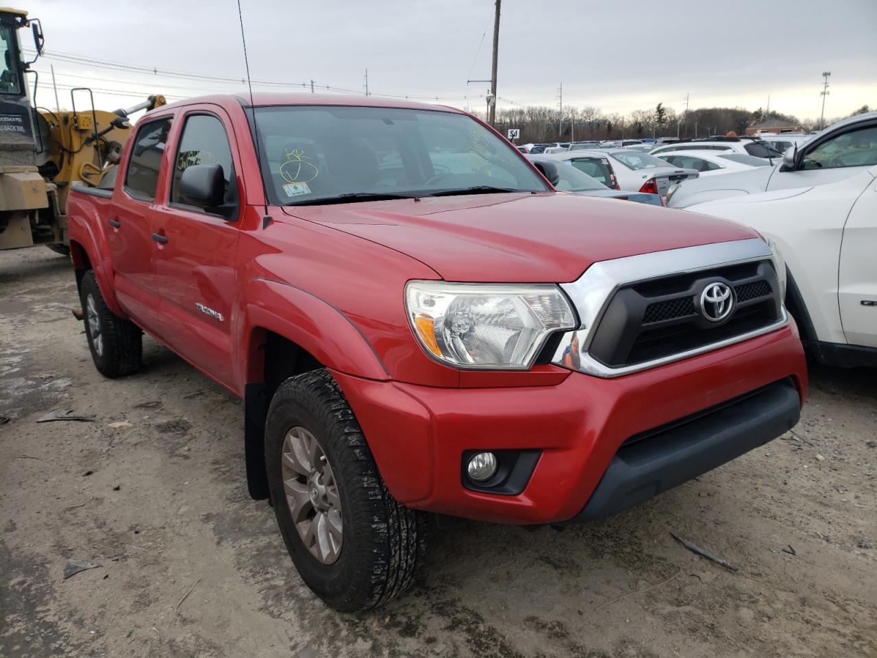 TOYOTA TACOMA DOU 2015 with VIN 3TMLU4EN7FM186316 - Photo from auction