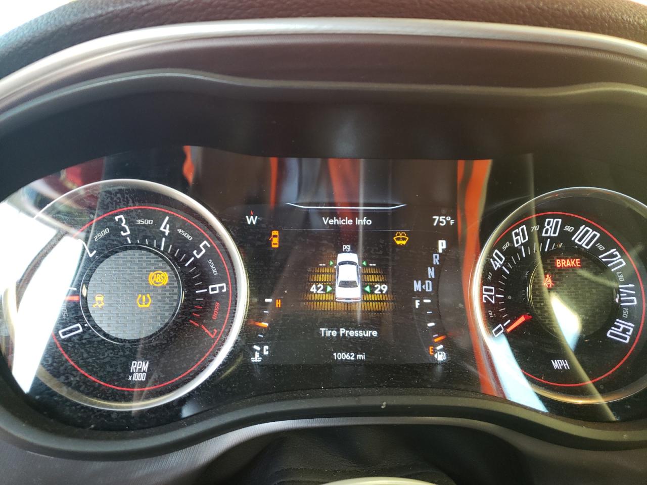 Photo 8 from auction – 2021 DODGE CHALLENGER with VIN 2C3CDZAG9MH615881