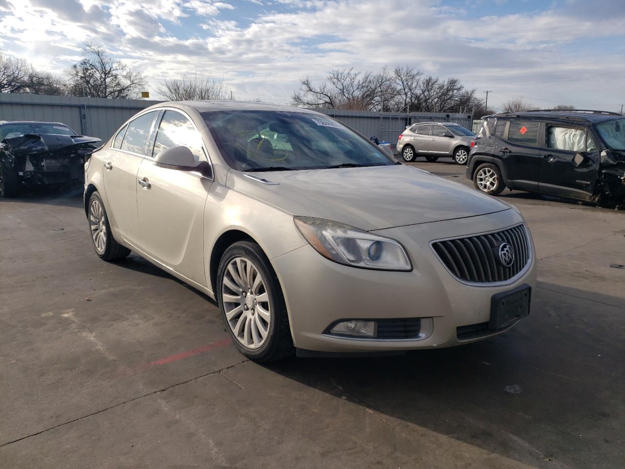 BUICK REGAL PREM 2013 with VIN 2G4GT5GV4D9152455 - Photo from auction