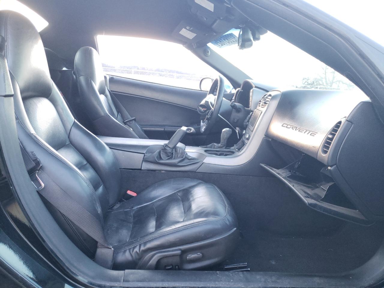 Photo 5 from auction – 2006 CHEVROLET CORVETTE with VIN 1G1YY36U765132989
