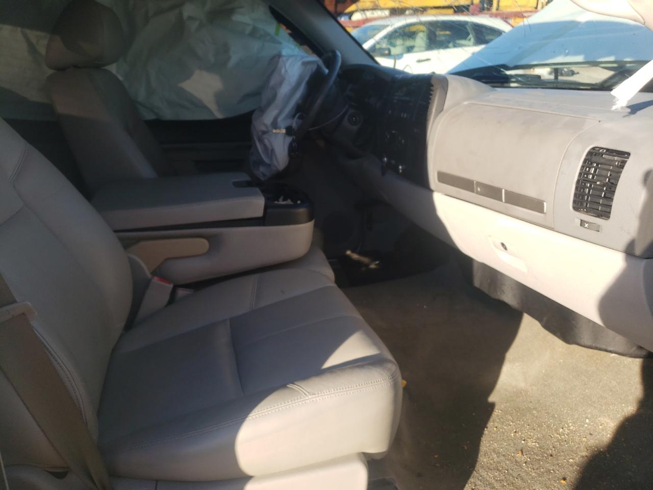 Photo 5 from auction – 2012 CHEVROLET SILVERADO with VIN 3GCPCSE06CG131167