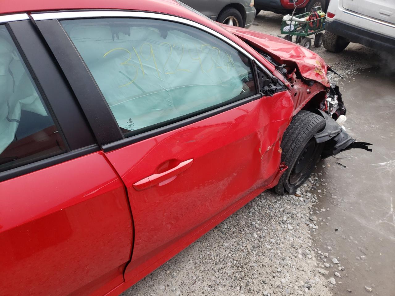 Photo 5 from auction – 2018 HONDA CIVIC LX with VIN 2HGFC2F52JH601036