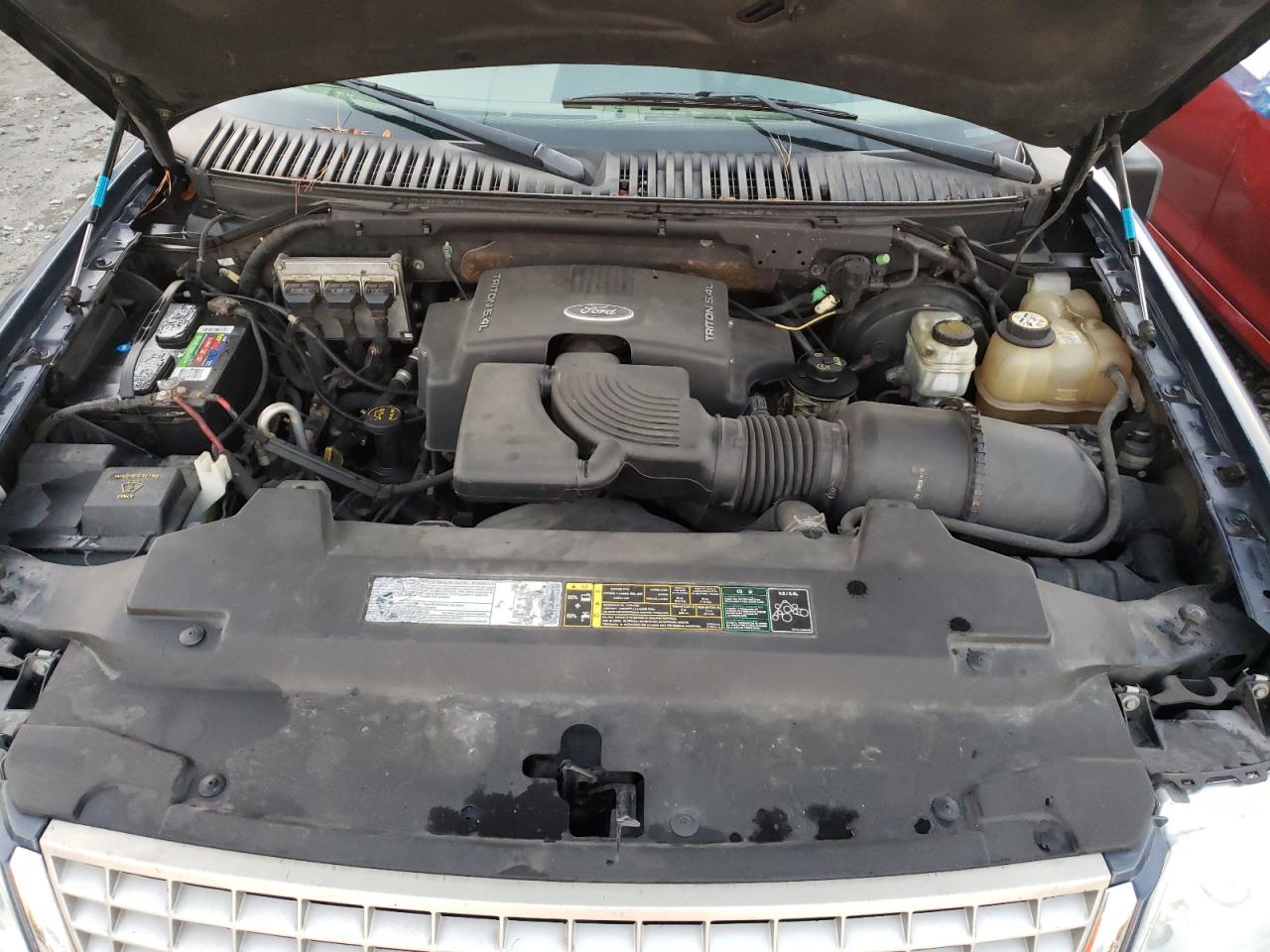 Photo 7 from auction – 2003 FORD EXPEDITION with VIN 1FMPU17L53LA92388