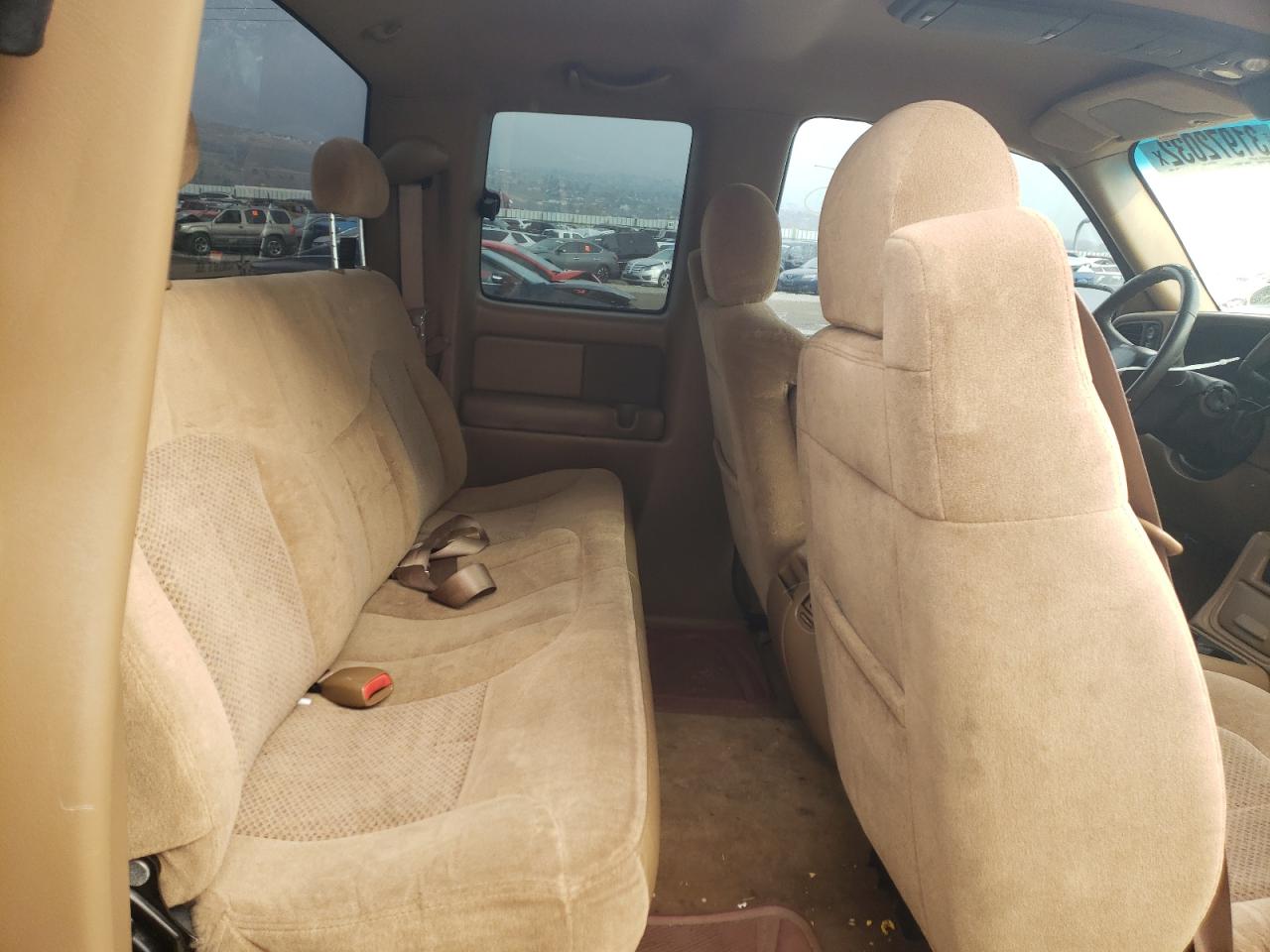 Photo 6 from auction – 2000 CHEVROLET SILVERADO with VIN 2GCEK19T8Y1153681