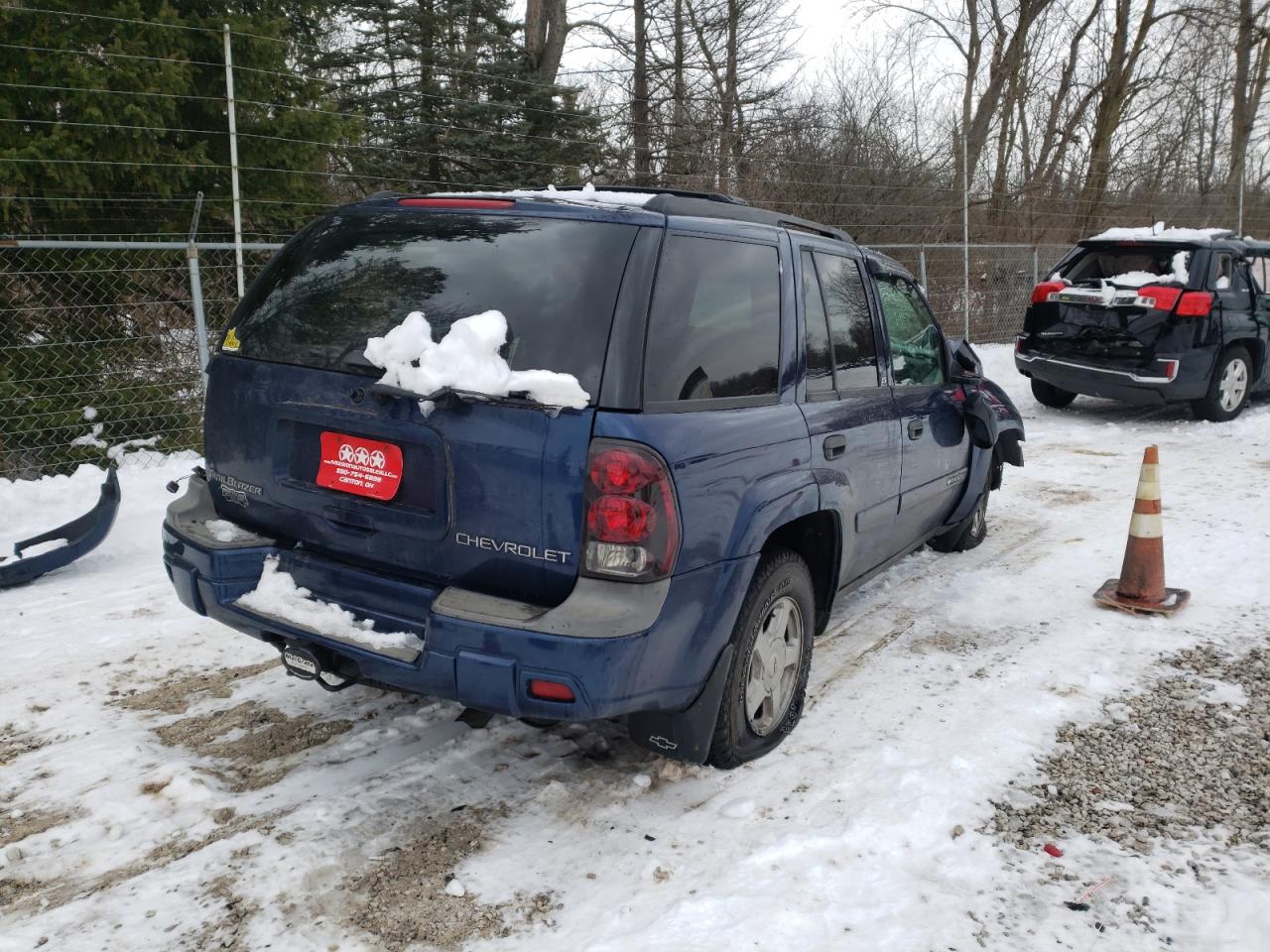 Photo 4 from auction – 2002 CHEVROLET TRAILBLAZE with VIN 1GNDT13S122519519