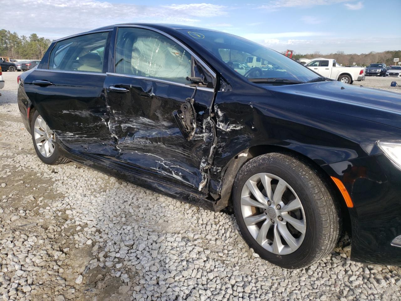 Photo 9 from auction – 2015 CHRYSLER 200 C with VIN 1C3CCCCB0FN619023