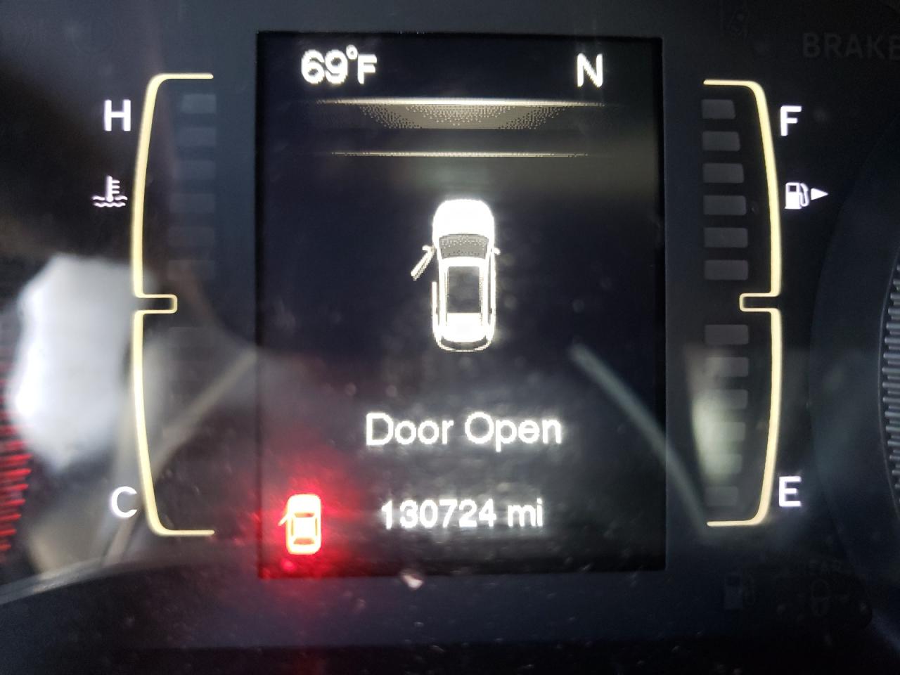 Photo 8 from auction – 2014 JEEP CHEROKEE S with VIN 1C4PJLAB5EW104470