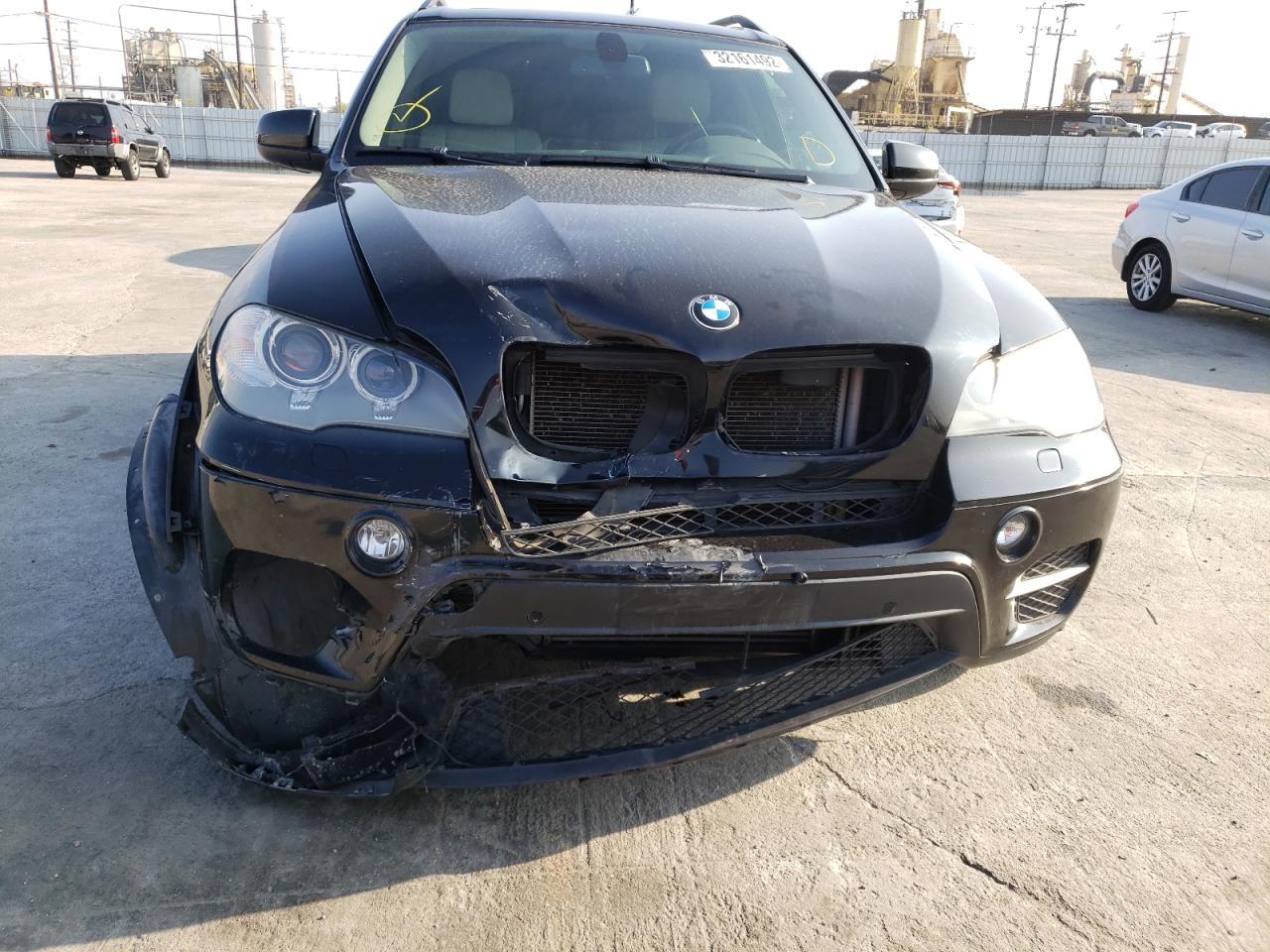 Photo 9 from auction – 2012 BMW X5 XDRIVE3 with VIN 5UXZV4C53CL747522