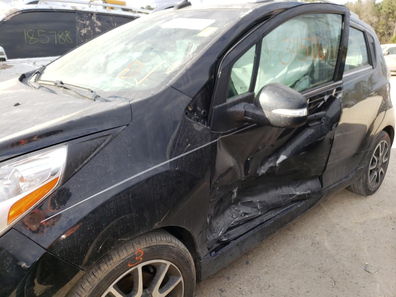 Photo 9 from auction – 2014 CHEVROLET SPARK 2LT with VIN KL8CF6S92EC577847