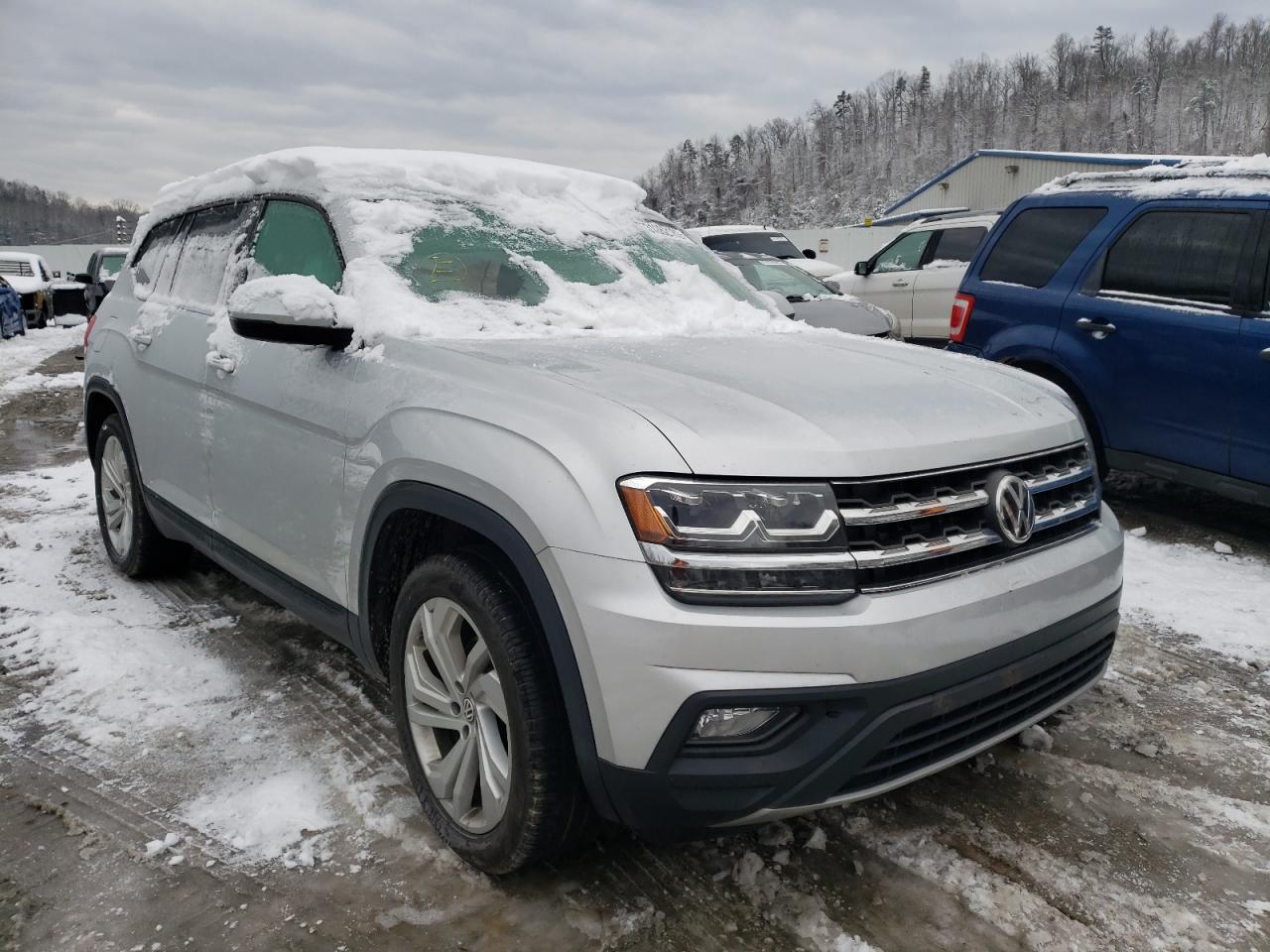 VOLKSWAGEN ATLAS SE 2018 with VIN 1V2DR2CA2JC515412 - Photo from auction