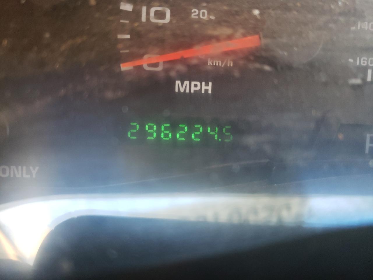 Photo 8 from auction – 2002 FORD F250 SUPER with VIN 1FTNX20F82EA25221
