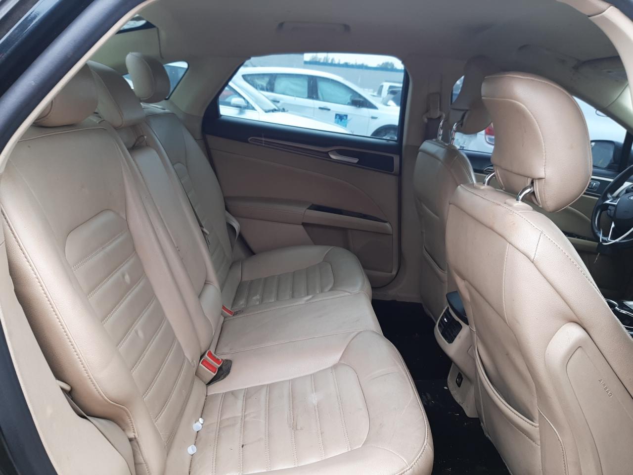 Photo 6 from auction – 2014 FORD FUSION SE with VIN 3FA6P0H94ER214804