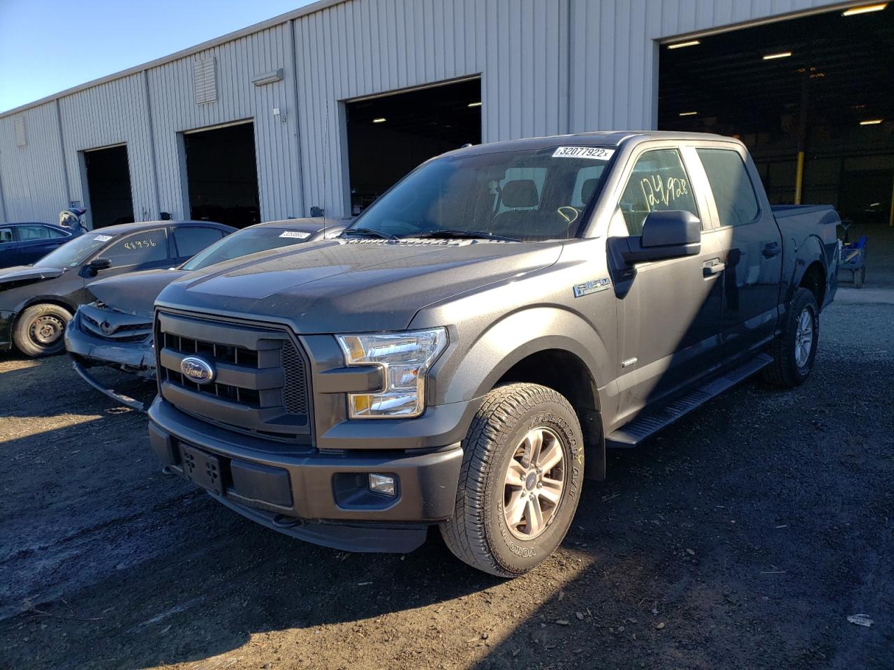 Photo 2 from auction – 2015 FORD F150 SUPER with VIN 1FTEW1EP8FFC65769