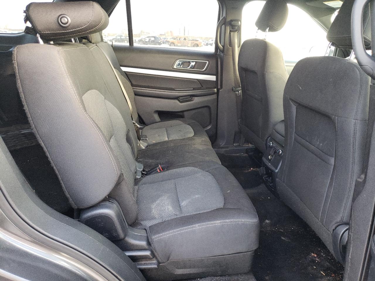 Photo 6 from auction – 2017 FORD EXPLORER X with VIN 1FM5K7D81HGA16344