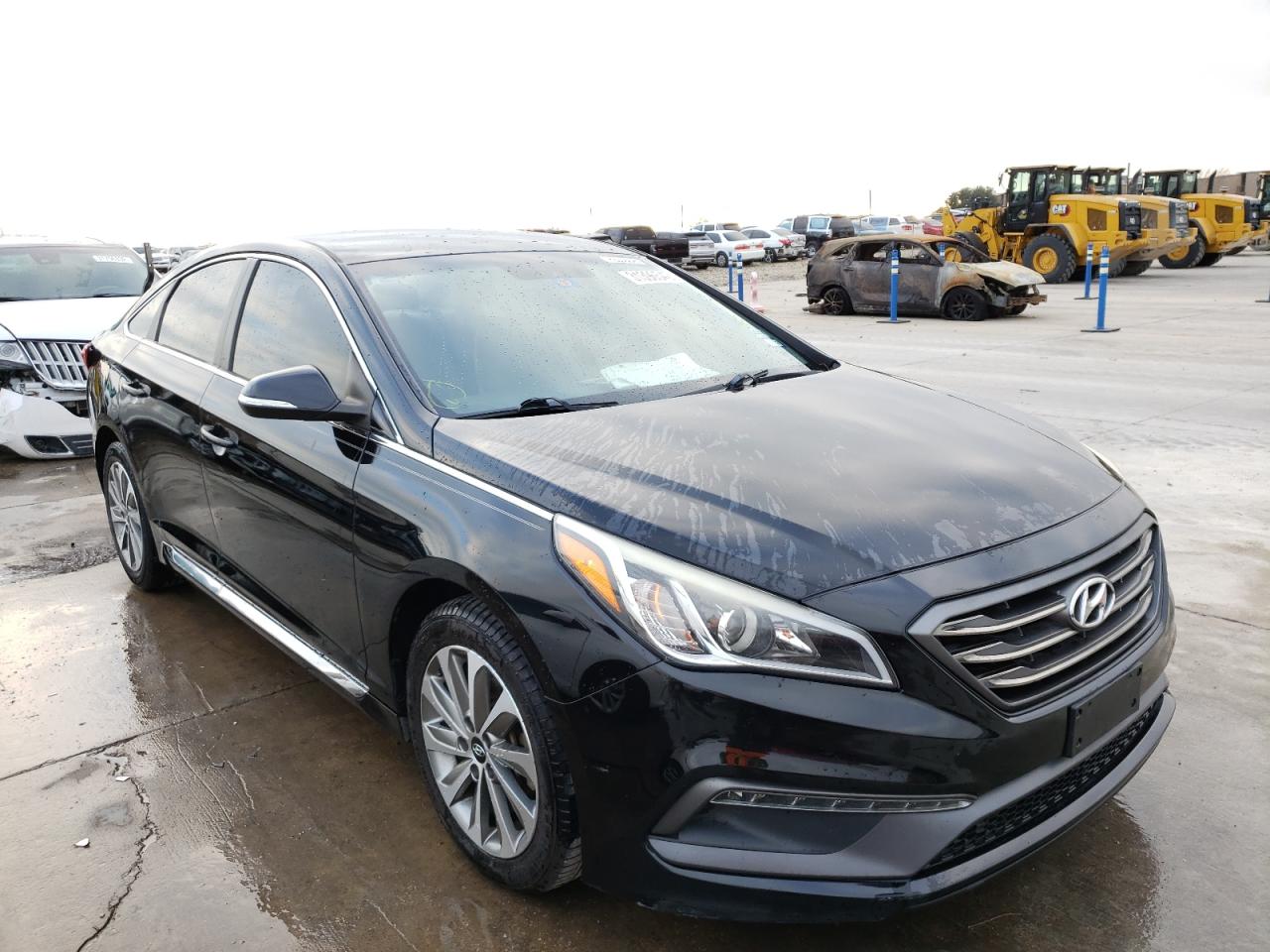 HYUNDAI SONATA SPO 2016 with VIN 5NPE34AF0GH266526 - Photo from auction