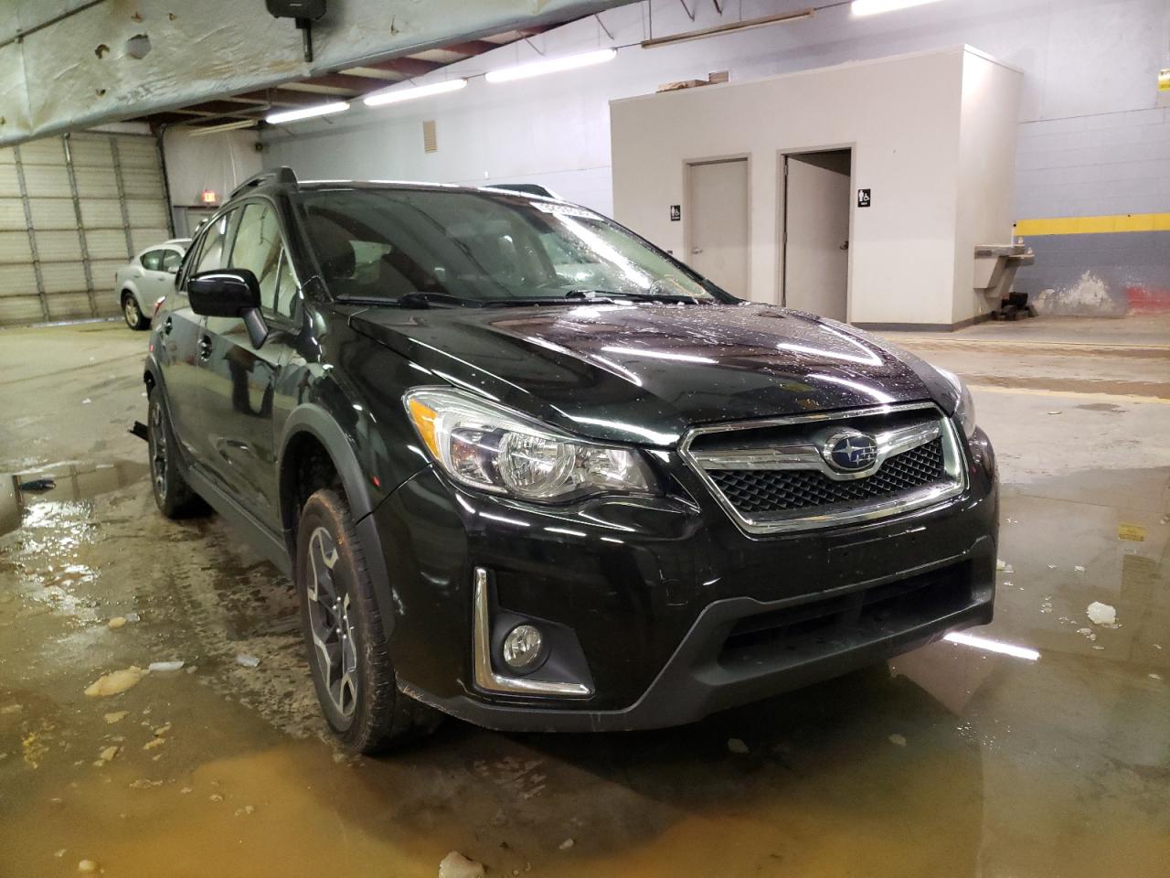 SUBARU CROSSTREK 2016 with VIN JF2GPABC1G8282895 - Photo from auction