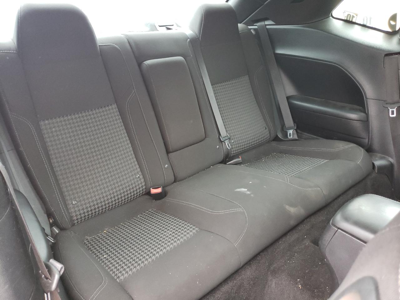 Photo 6 from auction – 2015 DODGE CHALLENGER with VIN 2C3CDZAG6FH710210