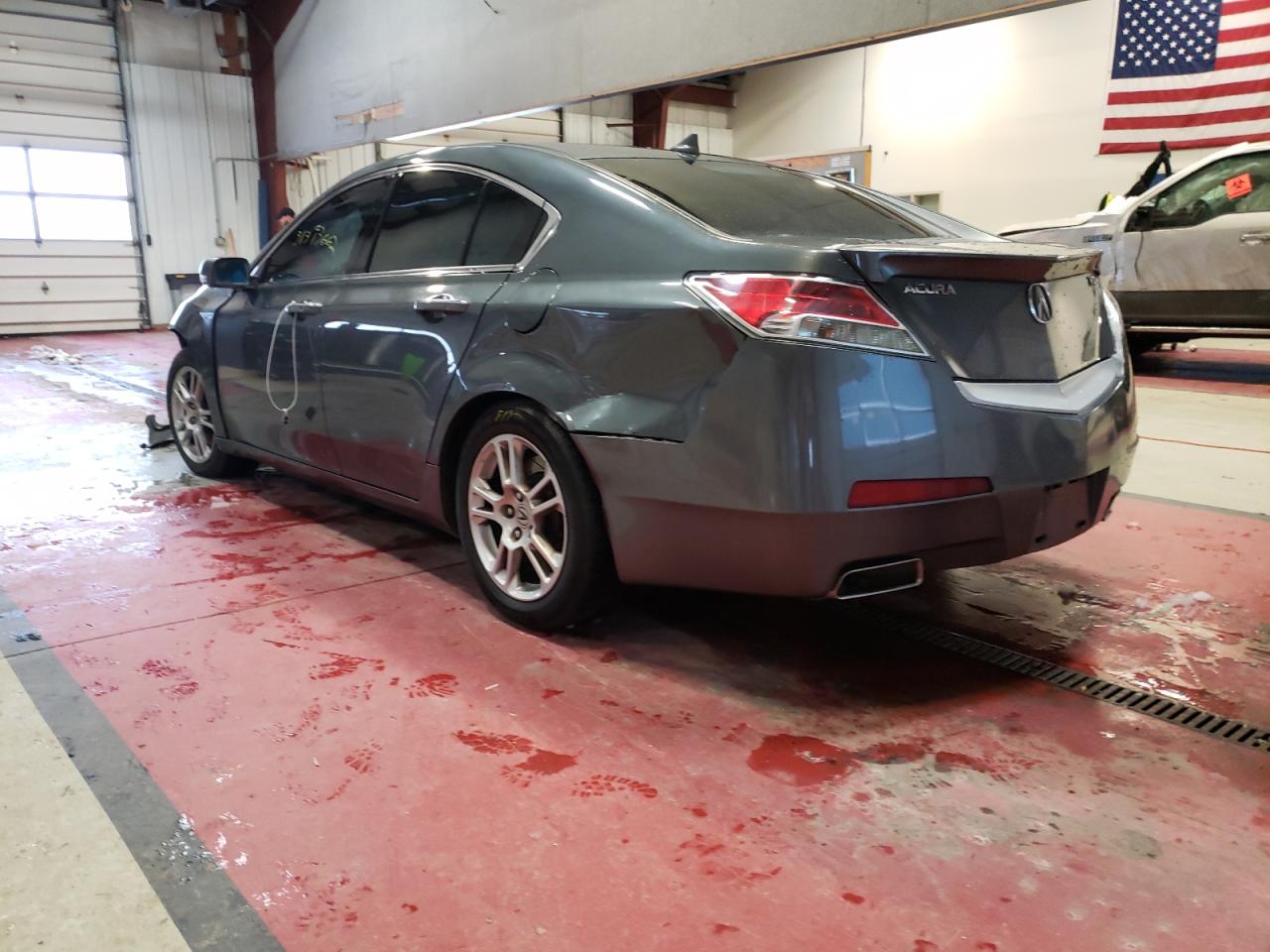 Foto 3 de la subasta – 2011 ACURA TL con VIN 19UUA8F50BA005407