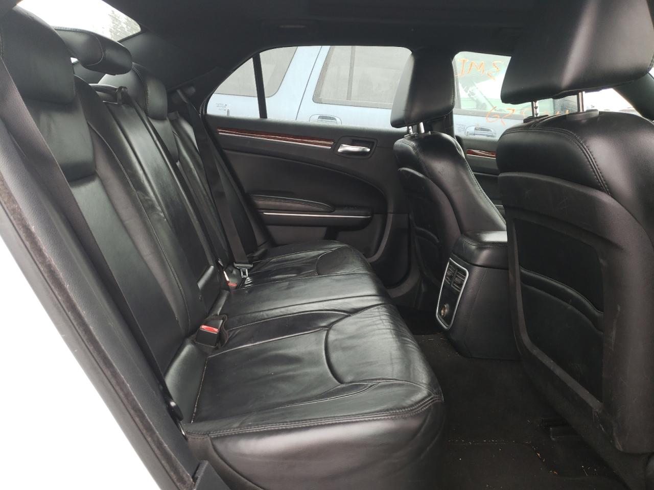 Zdjęcie 6 z aukcji – 2013 CHRYSLER 300 LIMITE z VIN 2C3CCAAG3DH527591