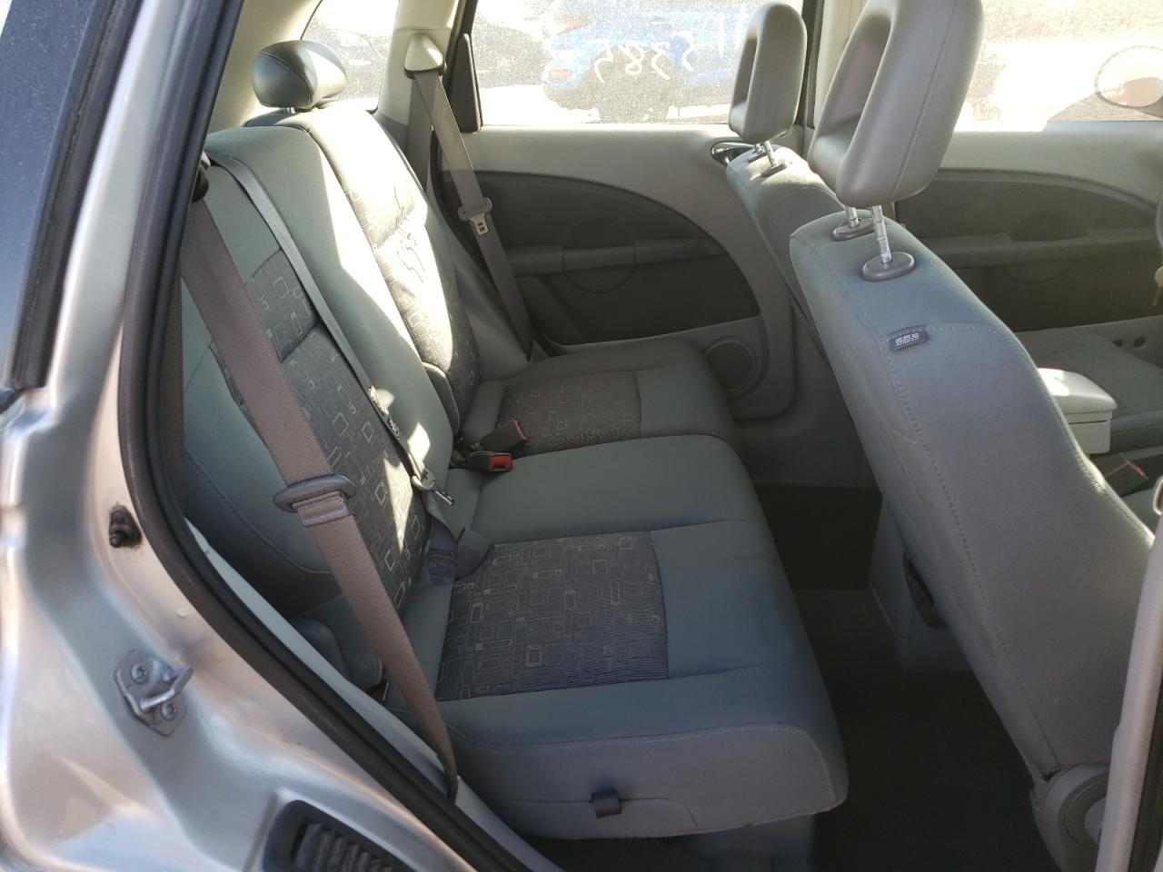 Photo 6 from auction – 2008 CHRYSLER PT CRUISER with VIN 3A8FY48B58T166036