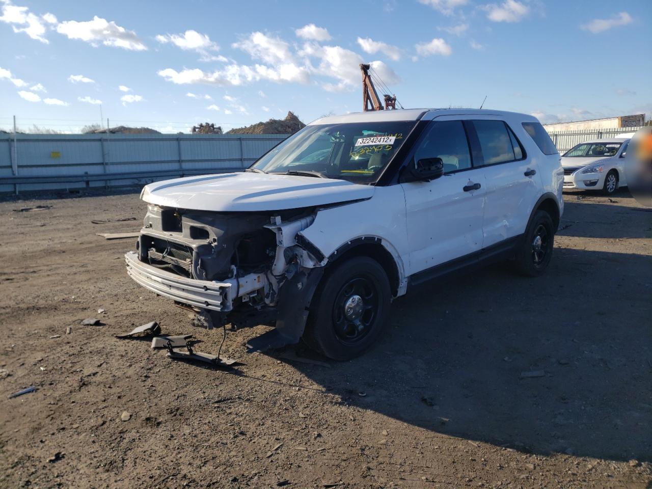 Photo 2 from auction – 2015 FORD EXPLORER P with VIN 1FM5K8AR1FGB32403